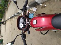 Bajaj Platina ES